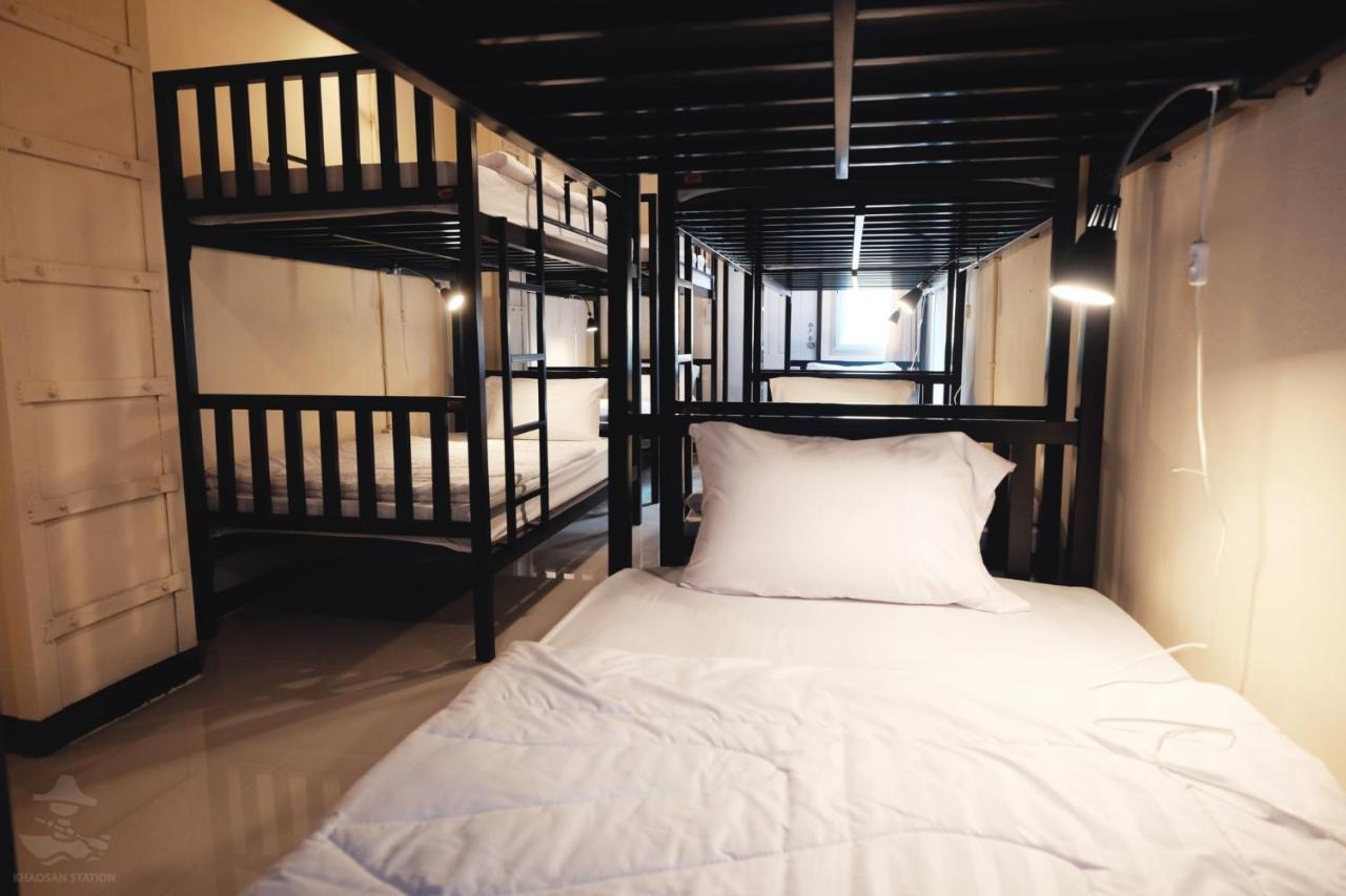 Хостел Khaosan Station (Adults Only) Бангкок Экстерьер фото